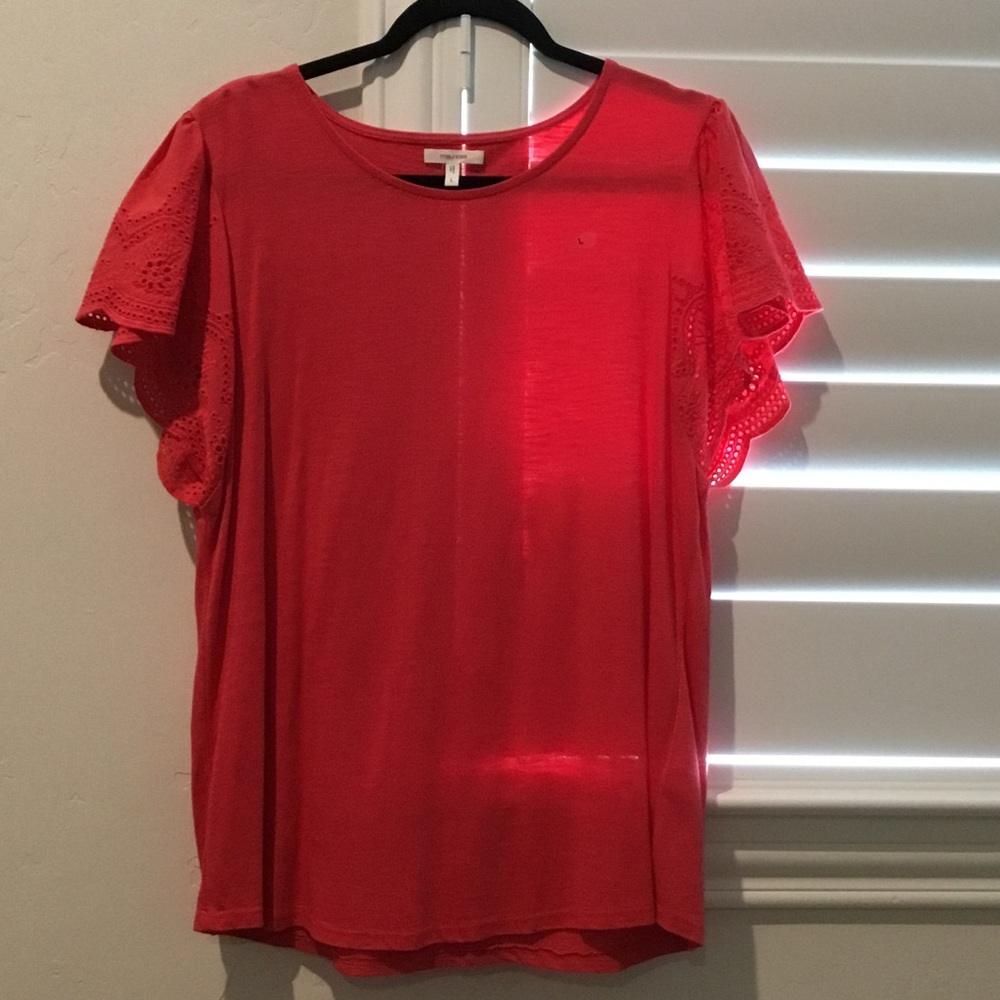 NWOT Maurices Coral Eyelet Flutter Sleeve Tee